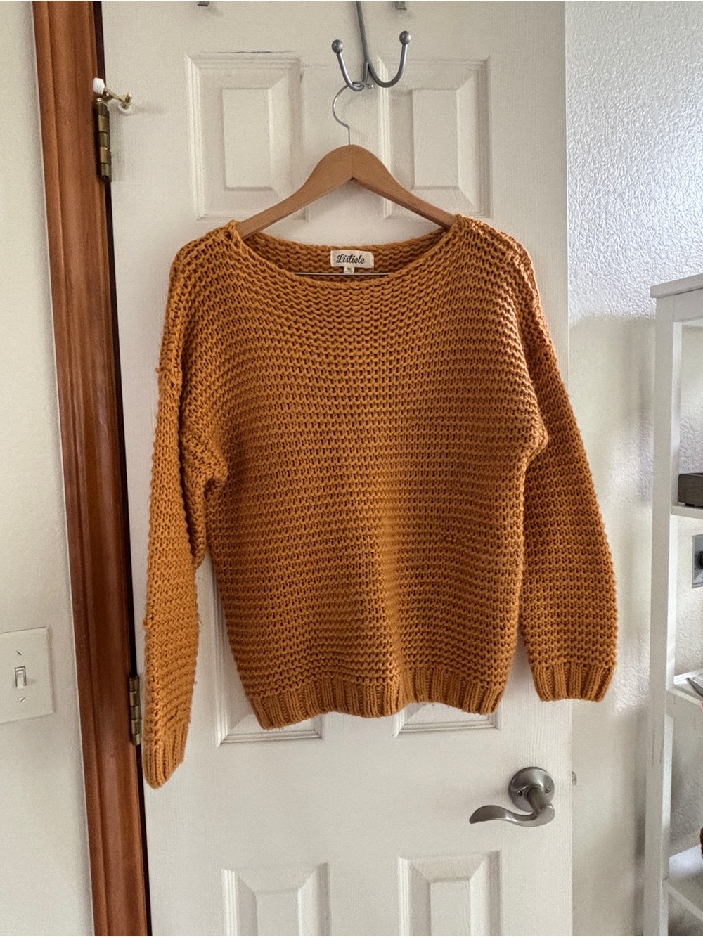 Listicle Chunky Crewneck Sweater in Mustard Yellow
